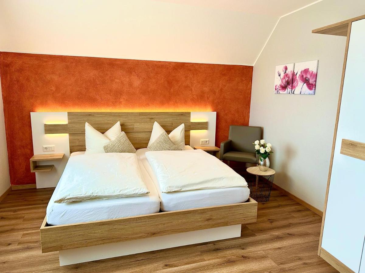 Hotel - Restaurant Berghof Berghausen  Екстериор снимка